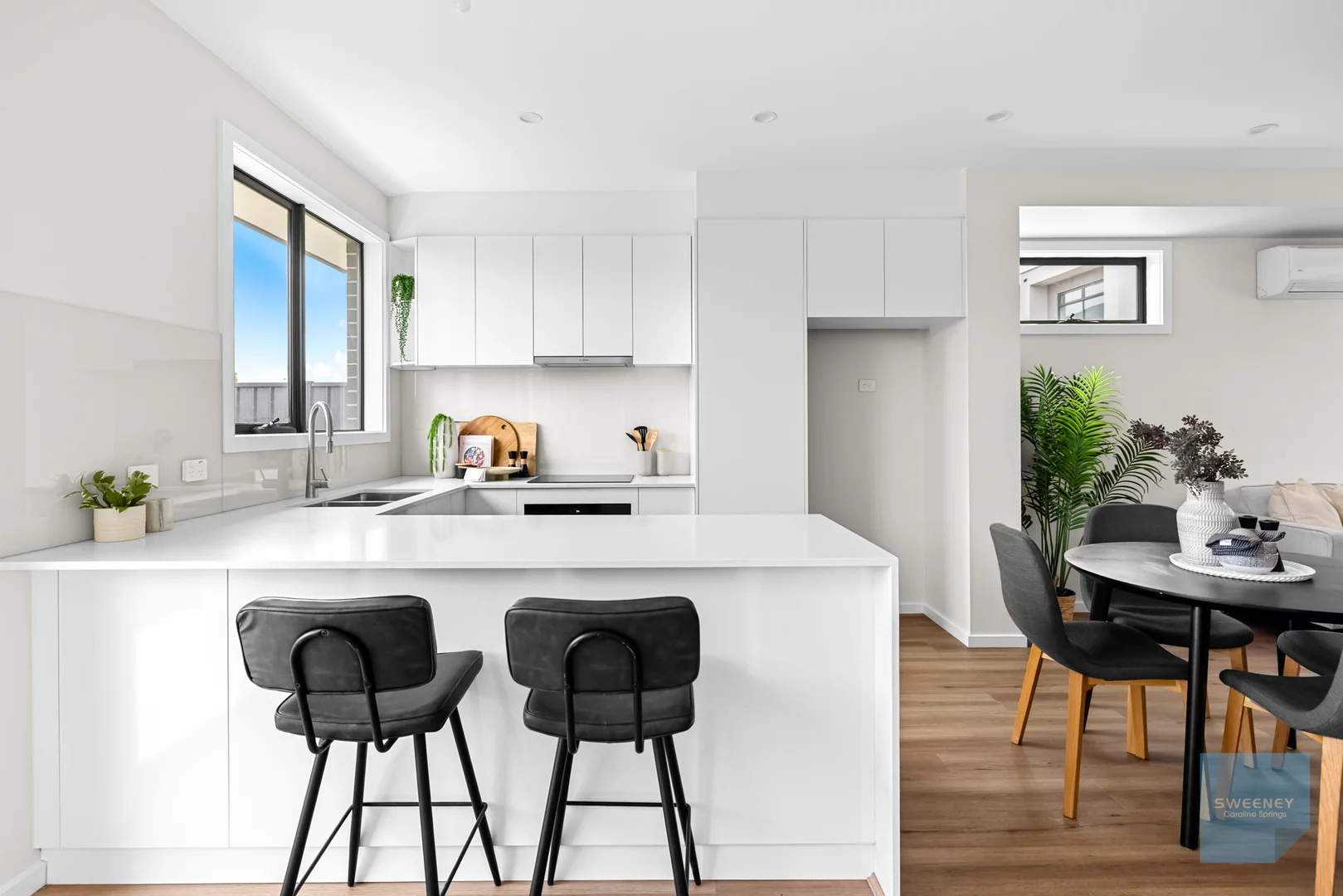 Additional image 4 of 2/110 Hawking Crescent, Fraser Rise VIC 3336