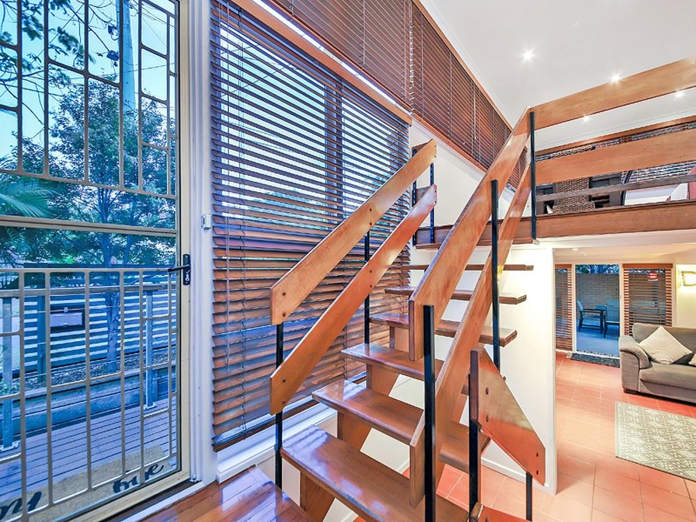23 Attey Street, Manly West QLD 4179, Image 2