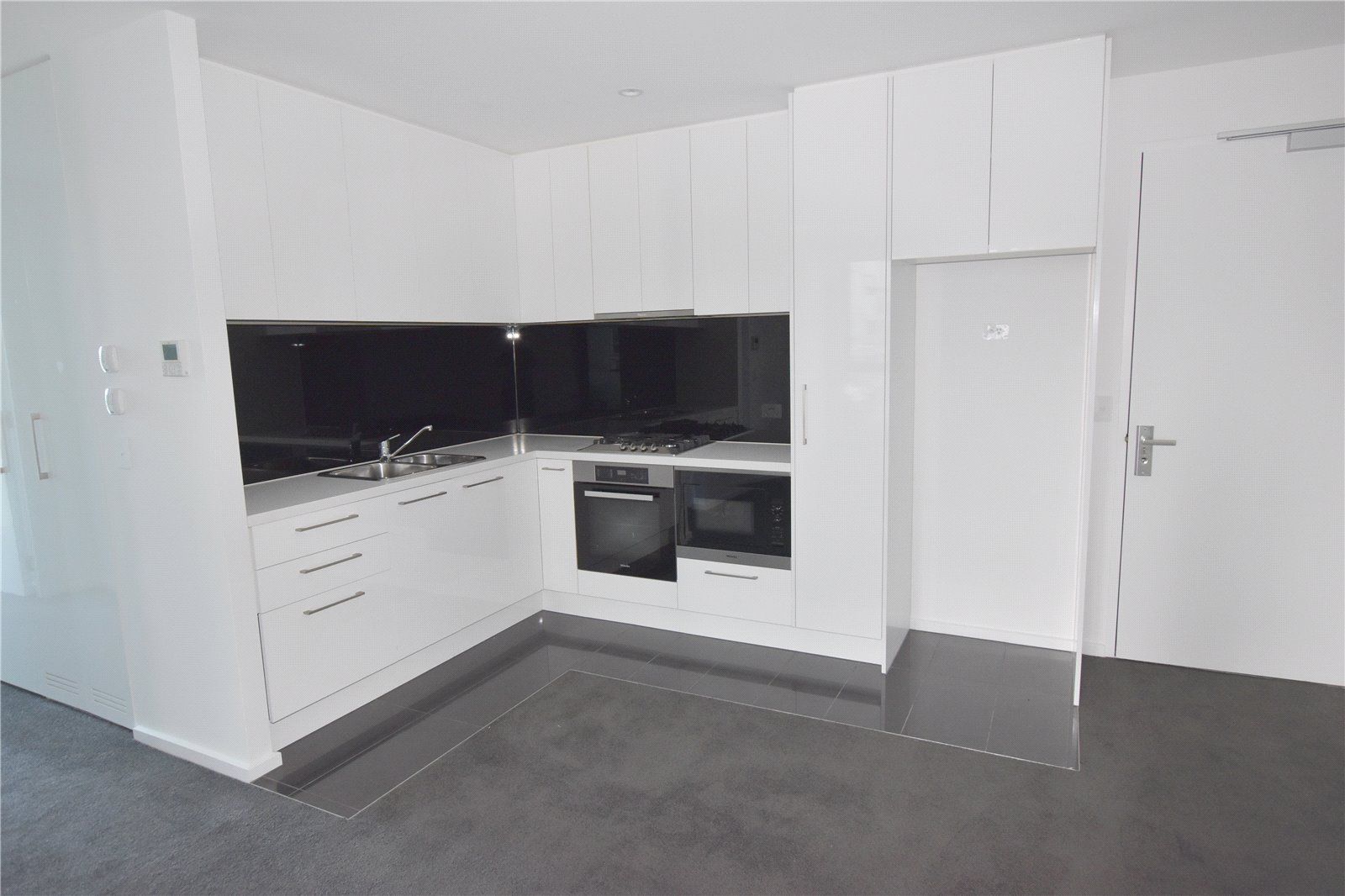 2 bedrooms Apartment / Unit / Flat in 2910/60 Kavanagh Street SOUTHBANK VIC, 3006