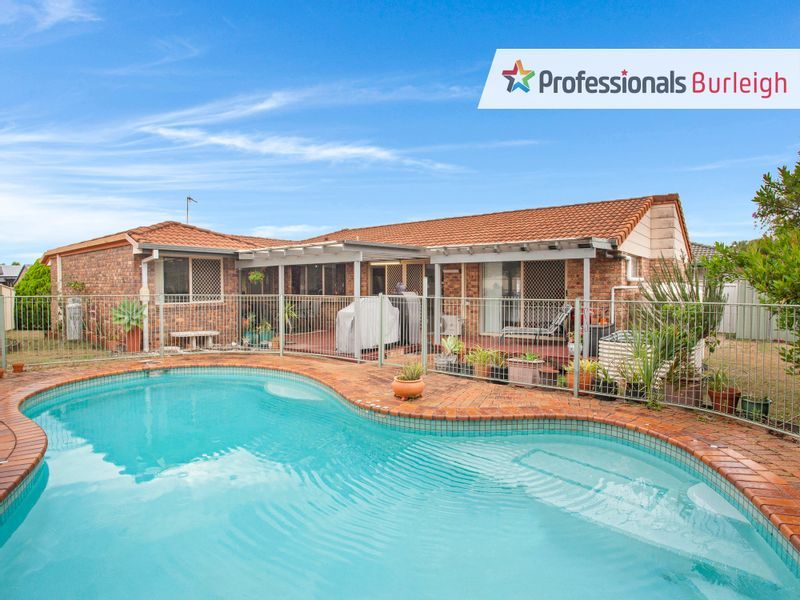 4 Swift Place, Burleigh Waters QLD 4220, Image 0