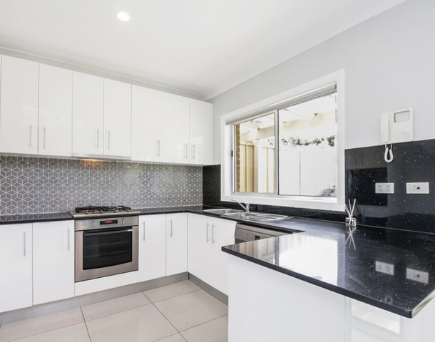 6/4-5 Dean Crescent, Ermington NSW 2115