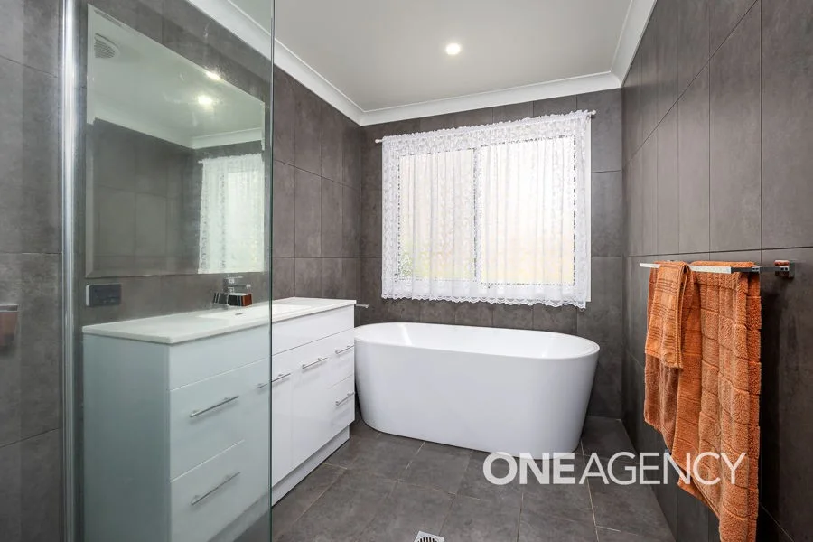 Additional image 4 of 3 ANSETT STREET, Lloyd NSW 2650