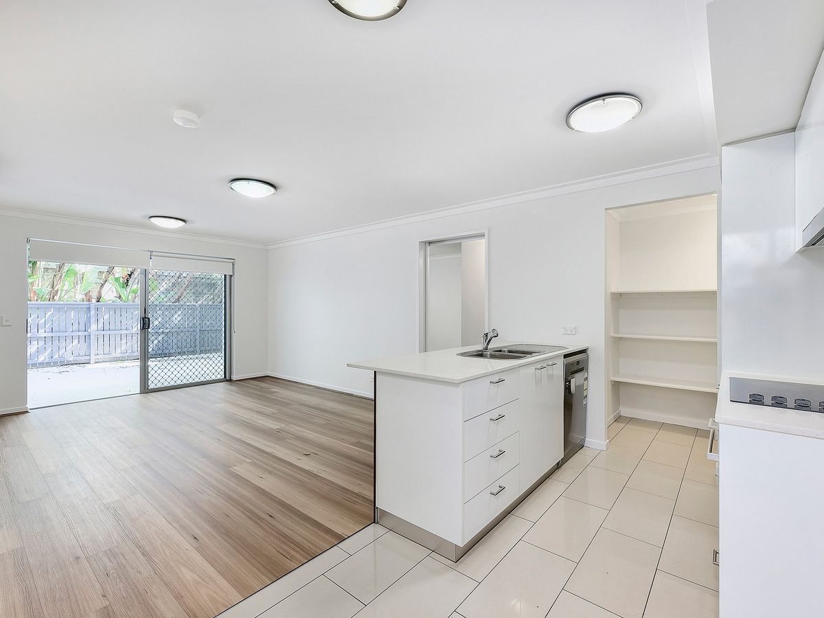 2205/135-151 Annerley Road, Dutton Park QLD 4102, Image 2