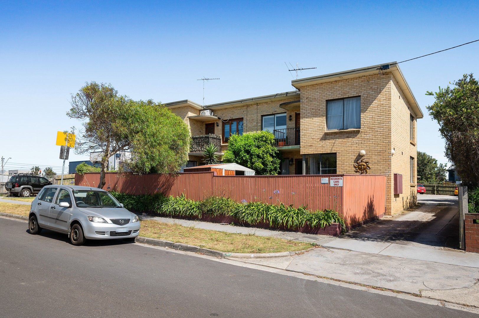 1 bedrooms Apartment / Unit / Flat in 7/5 Fraser Avenue EDITHVALE VIC, 3196