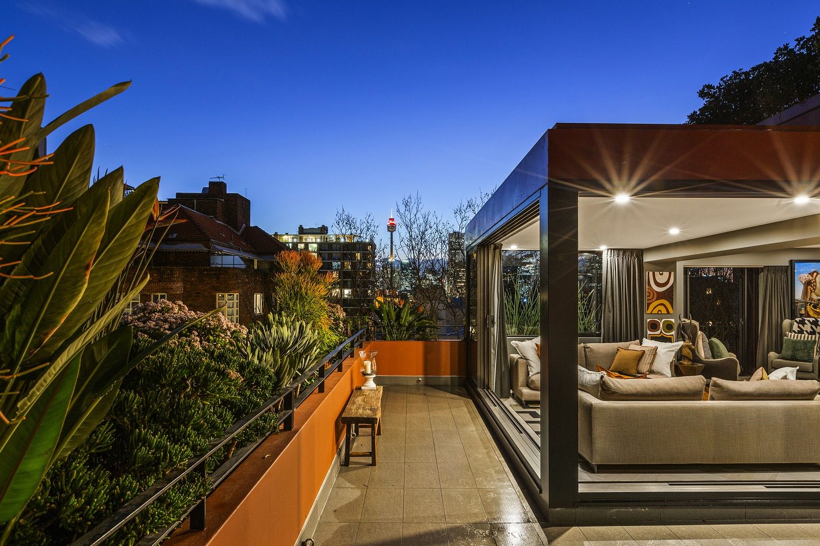 1 bedrooms Apartment / Unit / Flat in 614/50 Macleay St POTTS POINT NSW, 2011