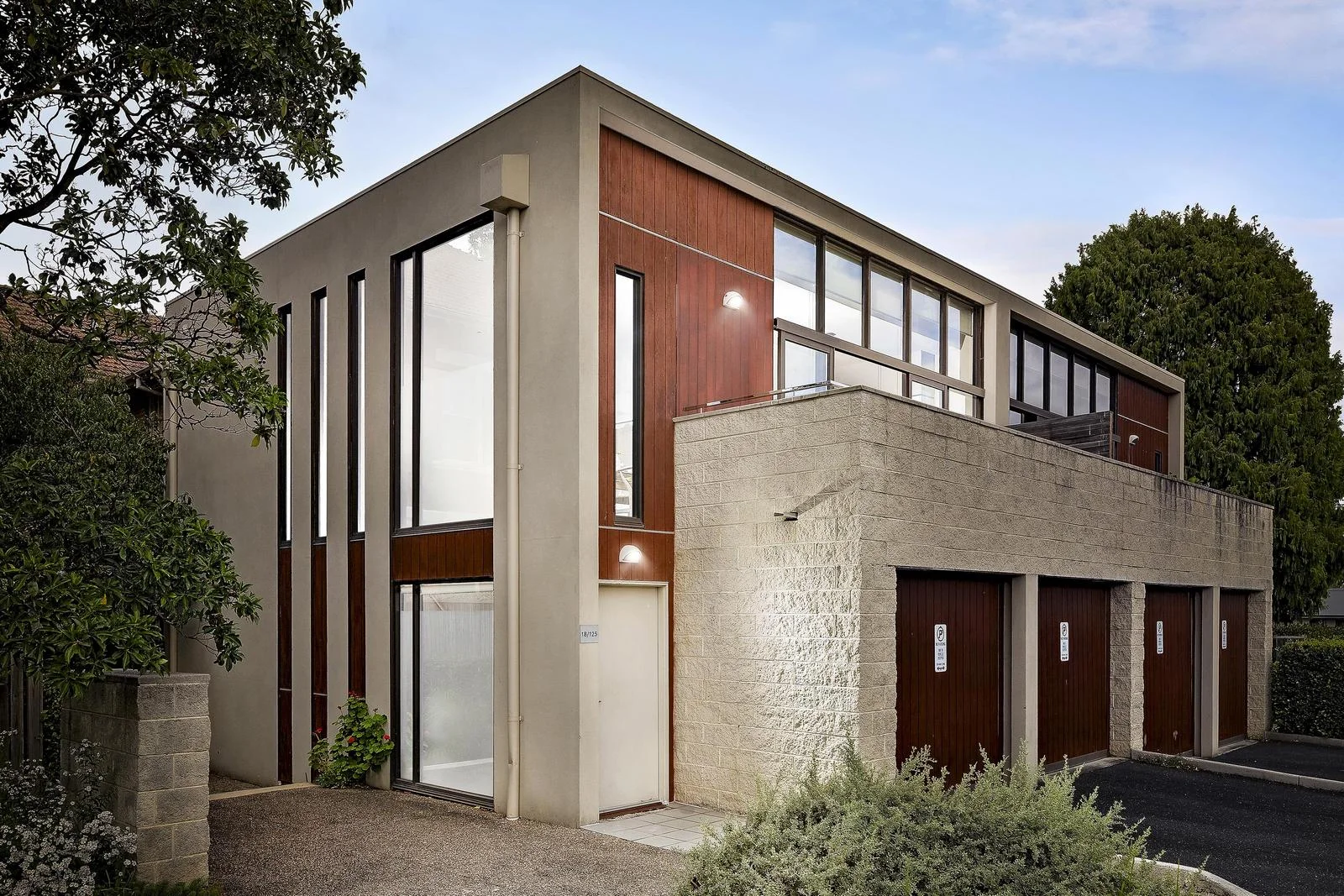 Primary image of 18/125 Main Drive, Macleod VIC 3085