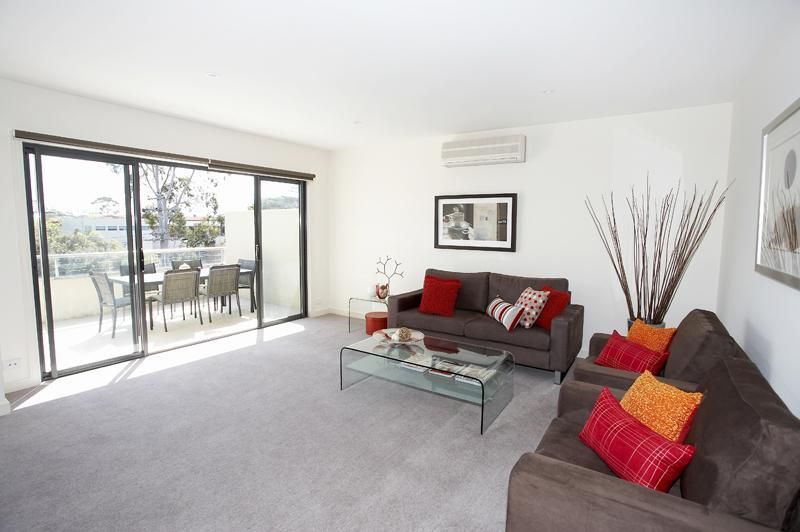 3 bedrooms Townhouse in 7/14 Sinclair Street ELSTERNWICK VIC, 3185