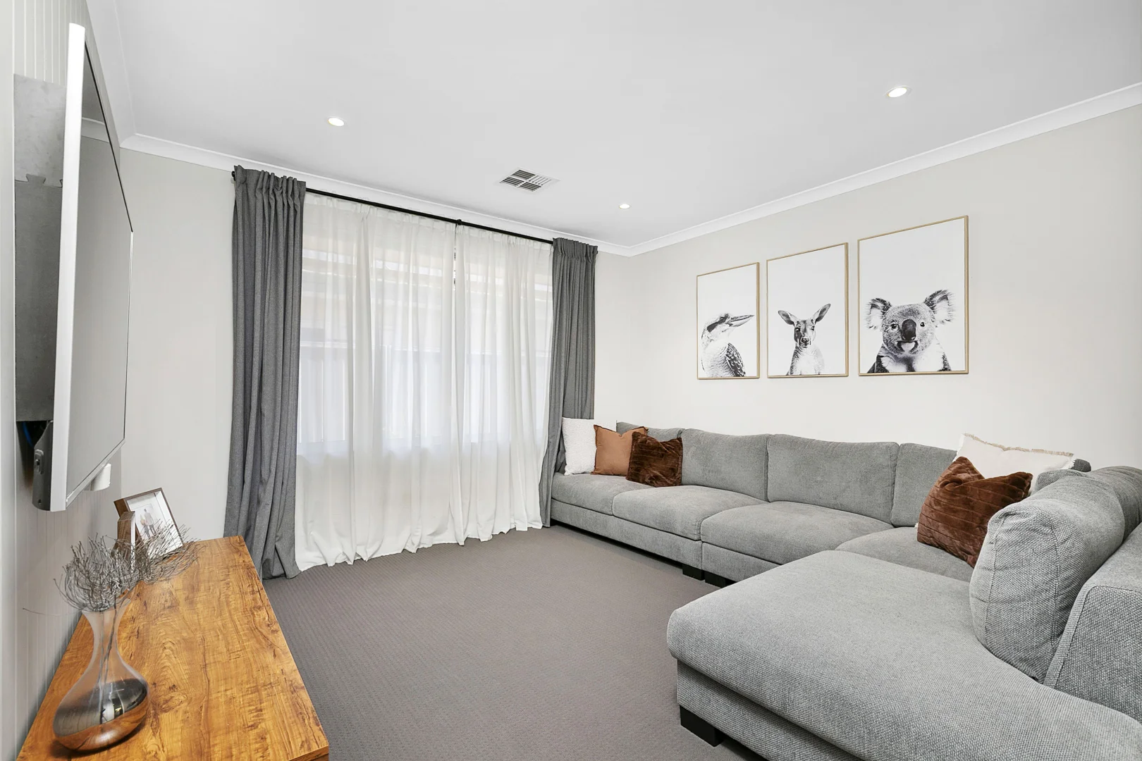 Additional image 9 of 5 Wading Place, Lake Coogee WA 6166