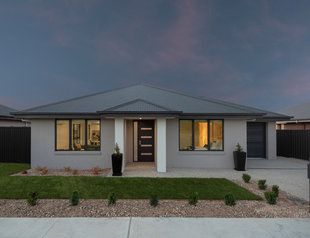 4 bedrooms New House & Land in  JIMBOOMBA QLD, 4280