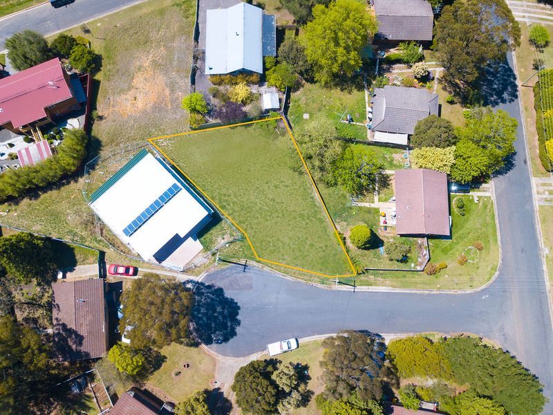 1 Attunga Place, Moss Vale NSW 2577, Image 0