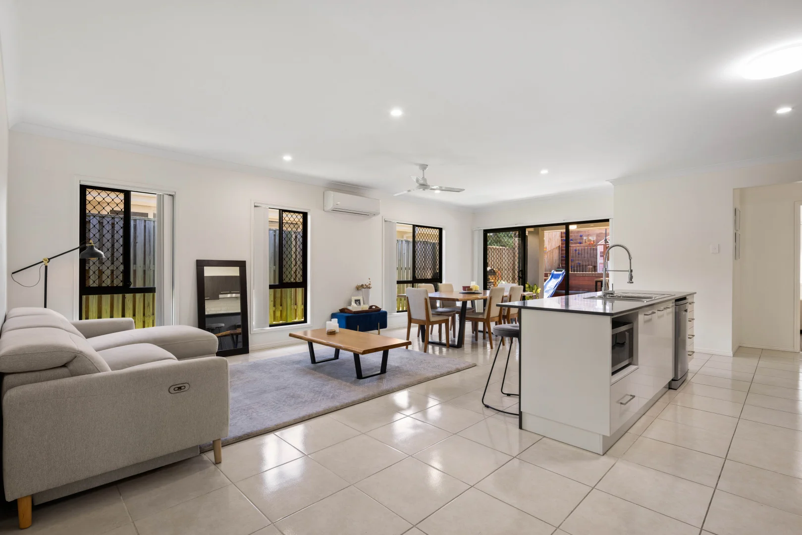 Additional image 3 of 24 Sunwood Crescent, Maudsland QLD 4210