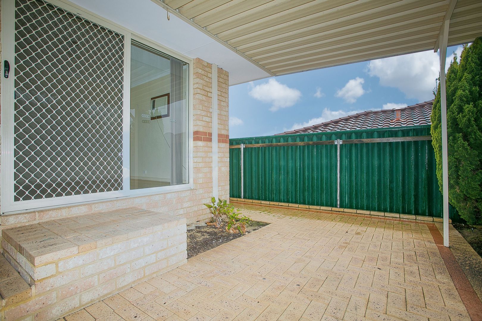 6/3 Adelphi Court, Marangaroo WA 6064, Image 2