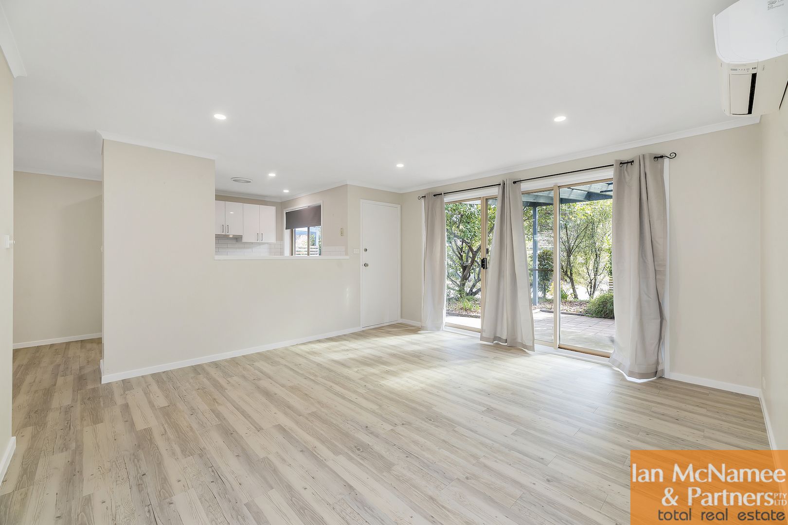 15/17 Brudenell Drive, Jerrabomberra NSW 2619, Image 2