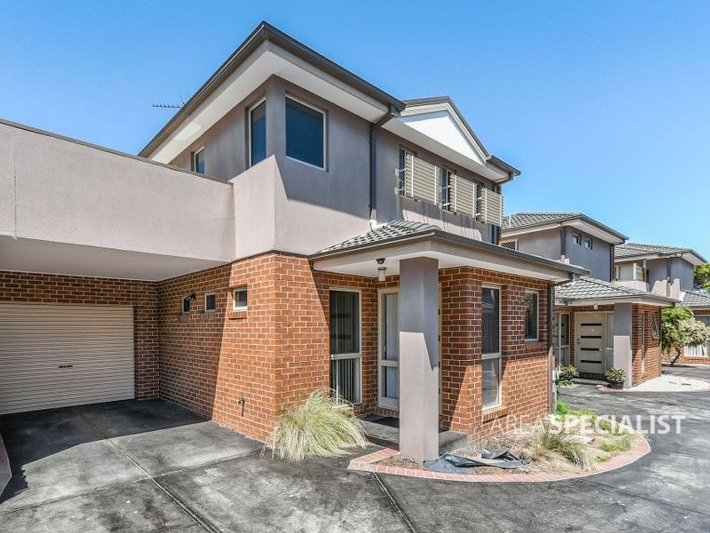 3 bedrooms Townhouse in 3/16-18 Raymond Street NOBLE PARK VIC, 3174