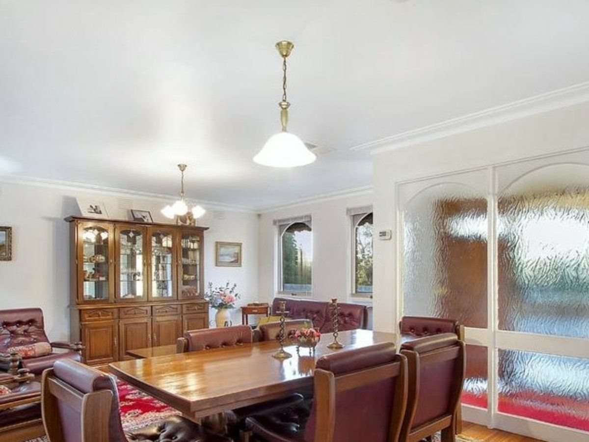 60 Sinclair Road, Bayswater VIC 3153 House For Rent Domain