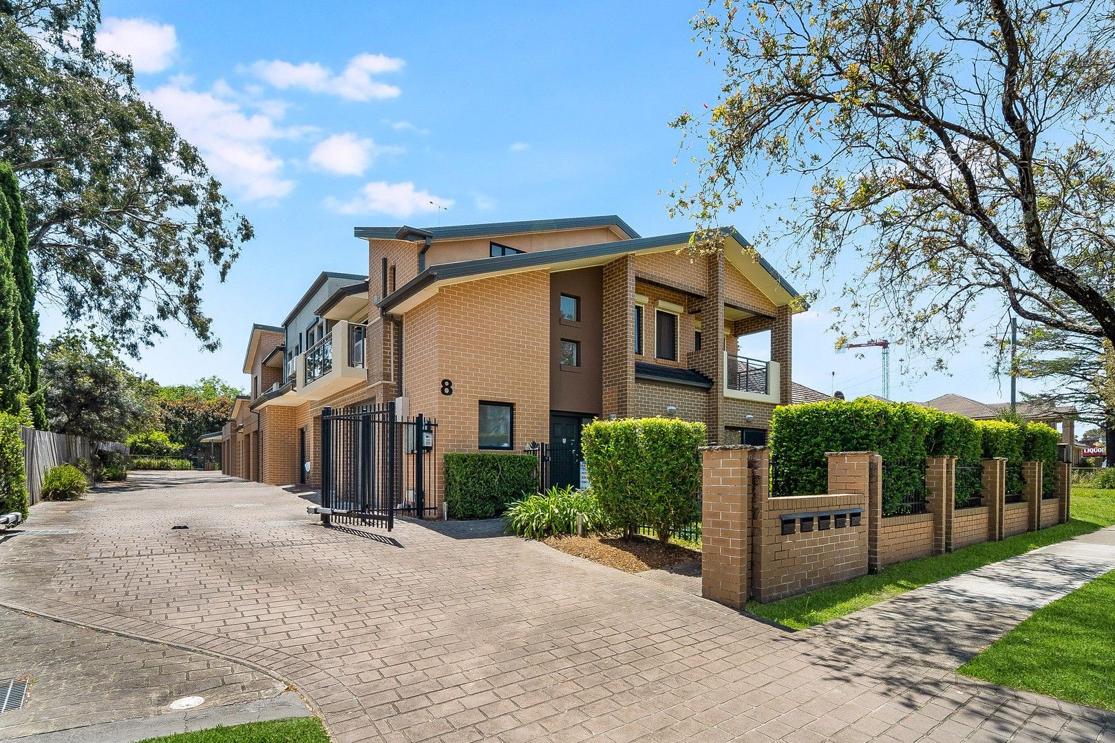 2 bedrooms Townhouse in 1/8 Haig Avenue GEORGES HALL NSW, 2198