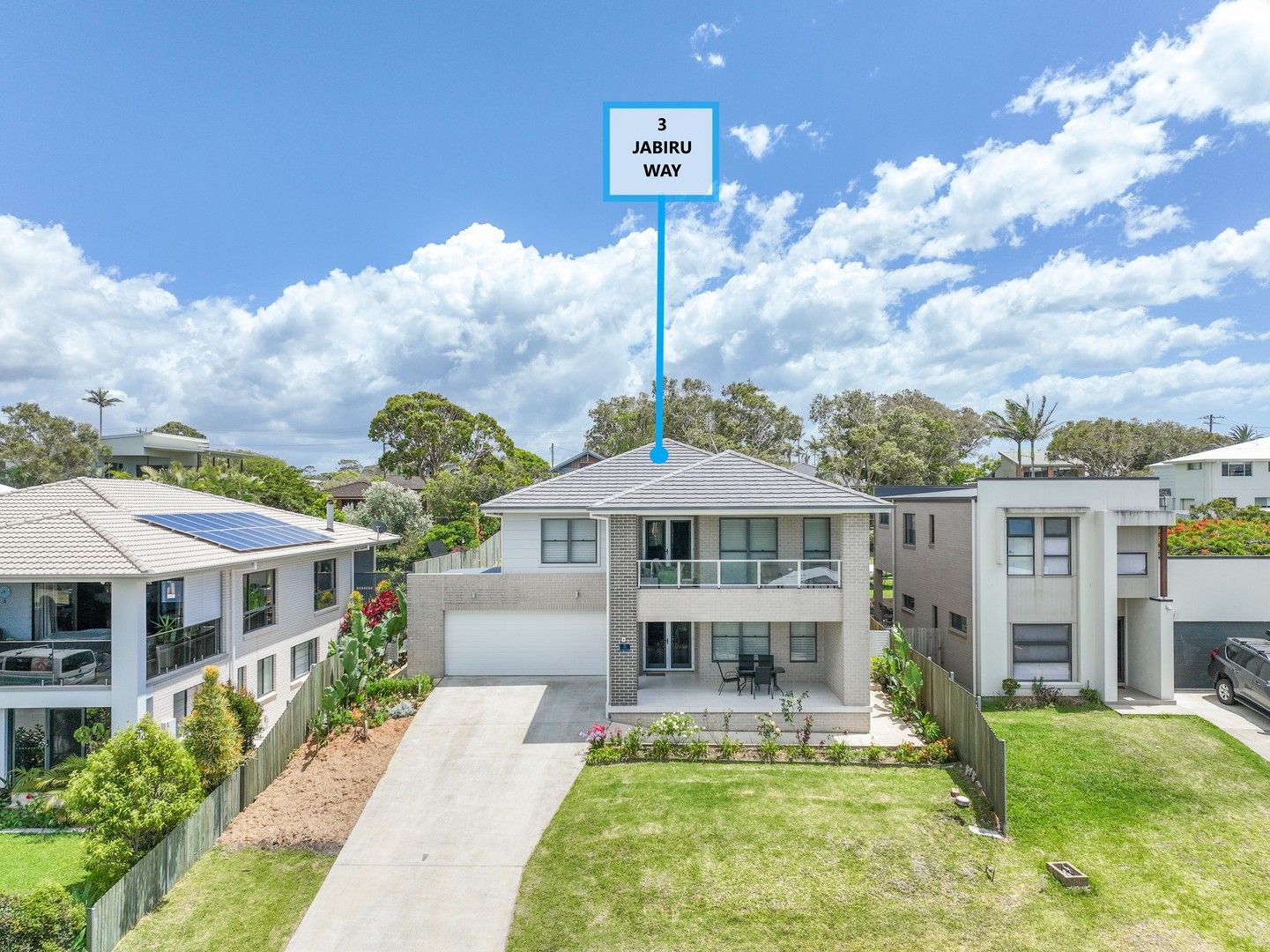 4 bedrooms House in 3 Jabiru Way CORINDI BEACH NSW, 2456