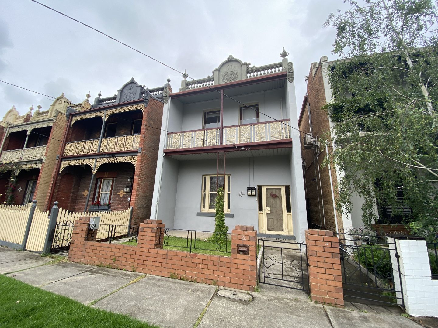 2/51 Chaucer Street, Moonee Ponds Property History & Address Research