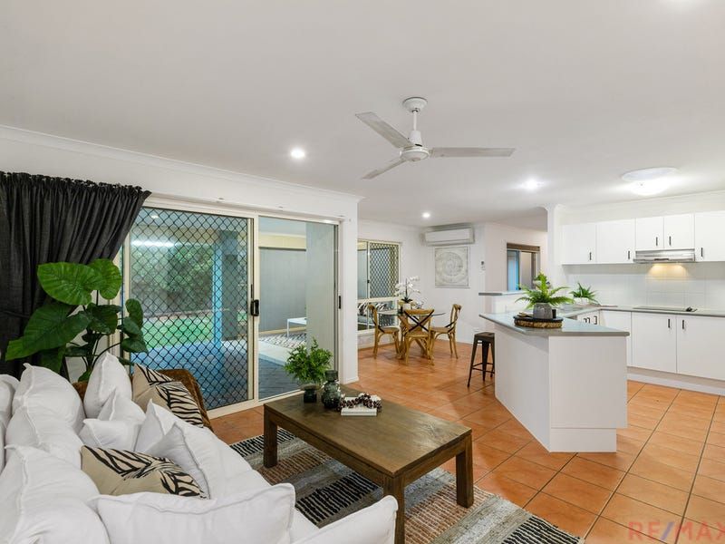 39 Samson Circuit, Caloundra West QLD 4551, Image 2