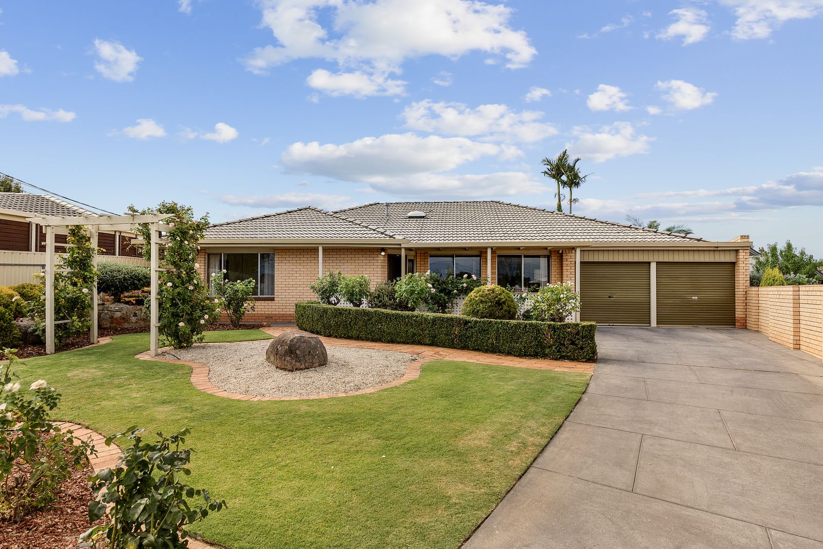 8 Knight Avenue, Windsor Gardens SA 5087, Image 0