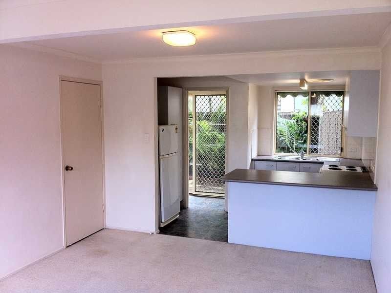 2/27 Baden Powell Street, Maroochydore QLD 4558, Image 2