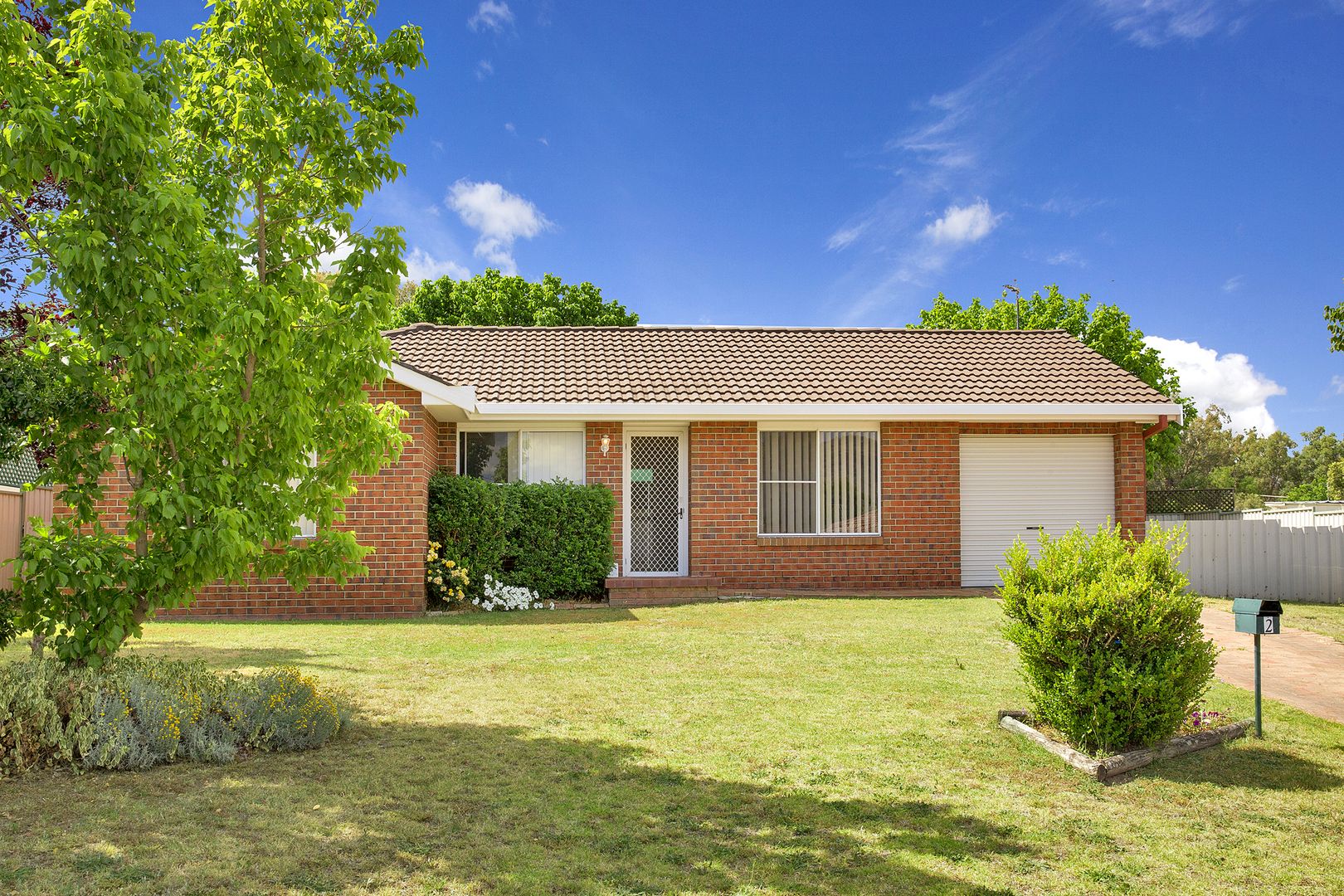 2 Beverley Close, Kootingal NSW 2352, Image 1