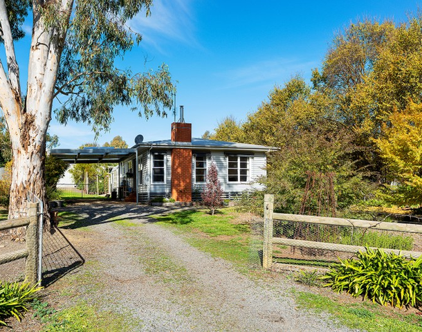 94 Vaughan Springs Road, Yapeen VIC 3451