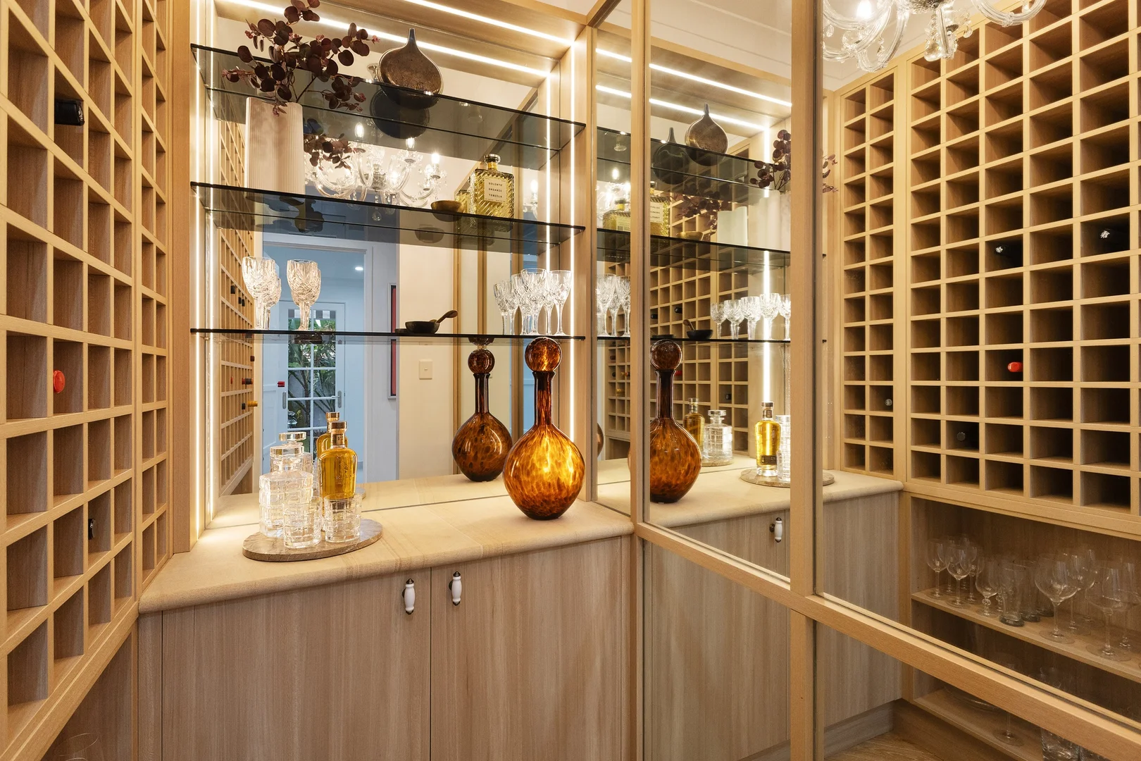 Additional image 6 of 8 Rannock Avenue, Benowa Waters QLD 4217