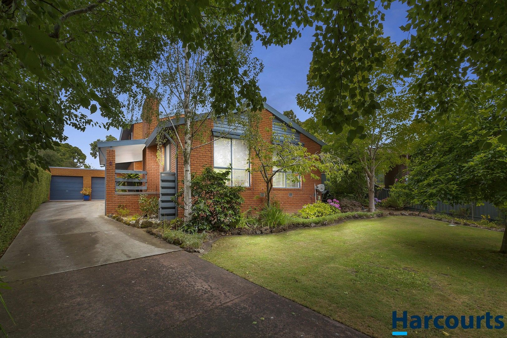 3 Carinda Court, Mount Clear VIC 3350, Image 2