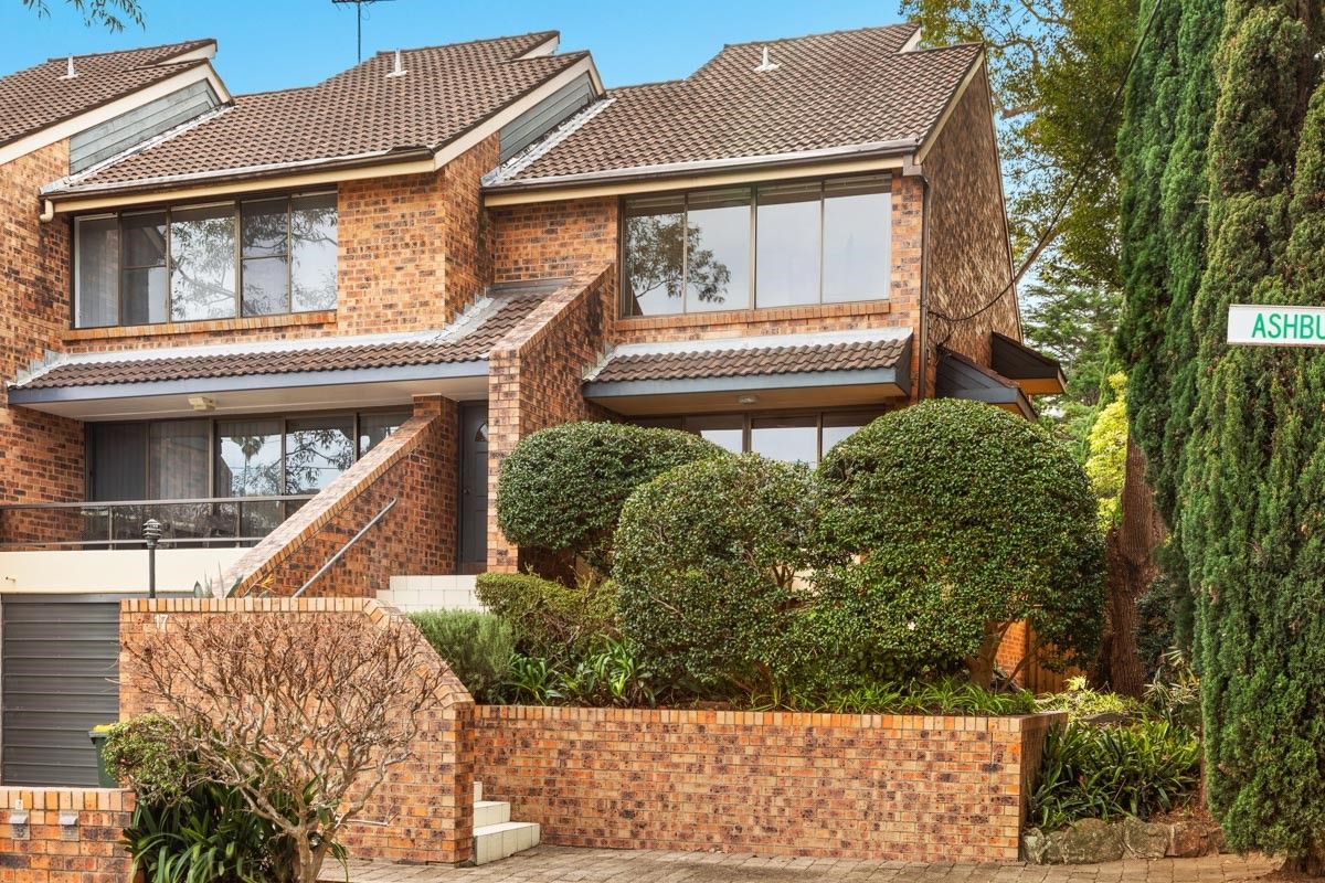 3 bedrooms Townhouse in 1/17 Ashburn Place GLADESVILLE NSW, 2111