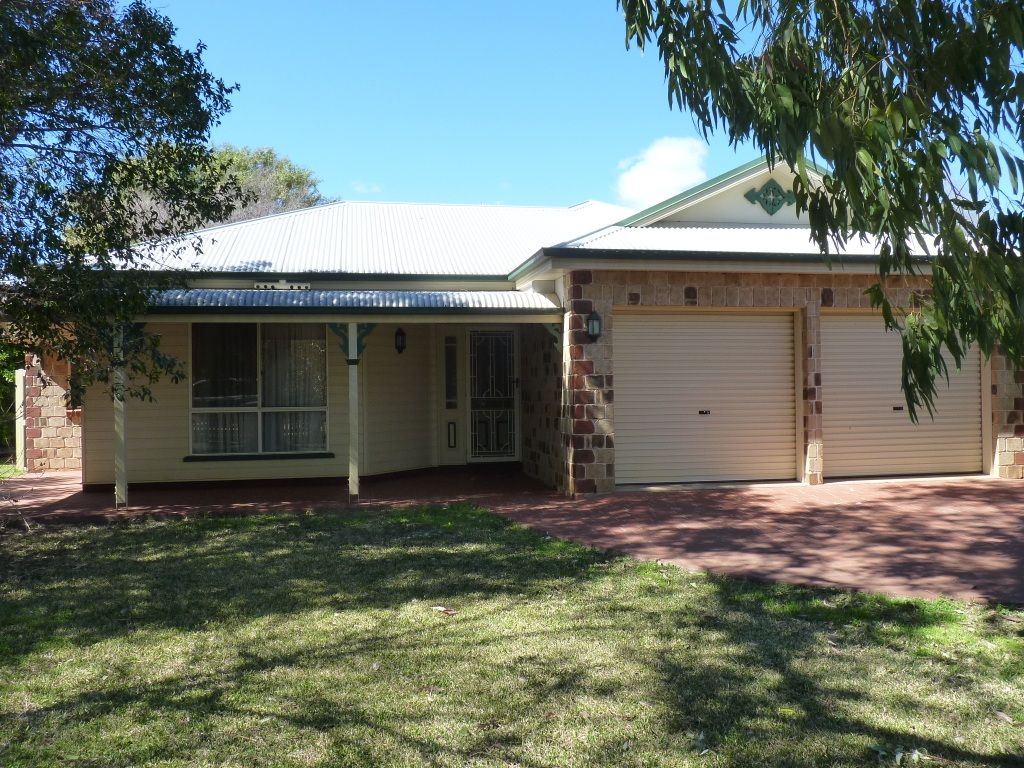 2 Weribone Street, St George QLD 4487, Image 0