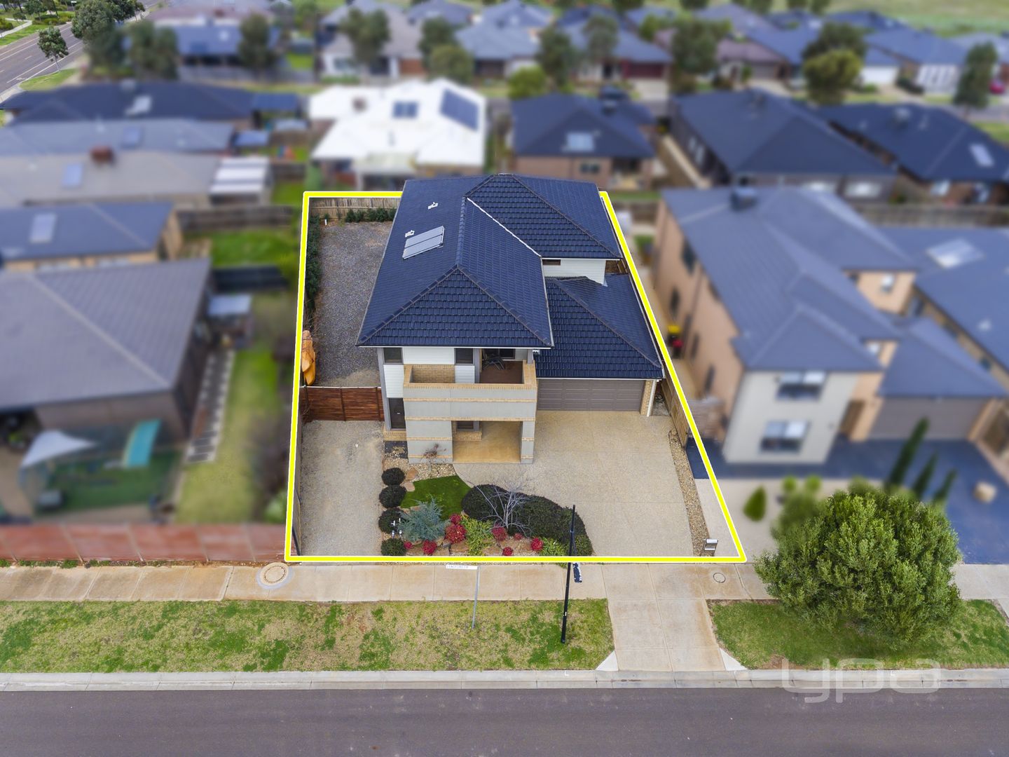 3 Longford Crescent, Weir Views VIC 3338, Image 2