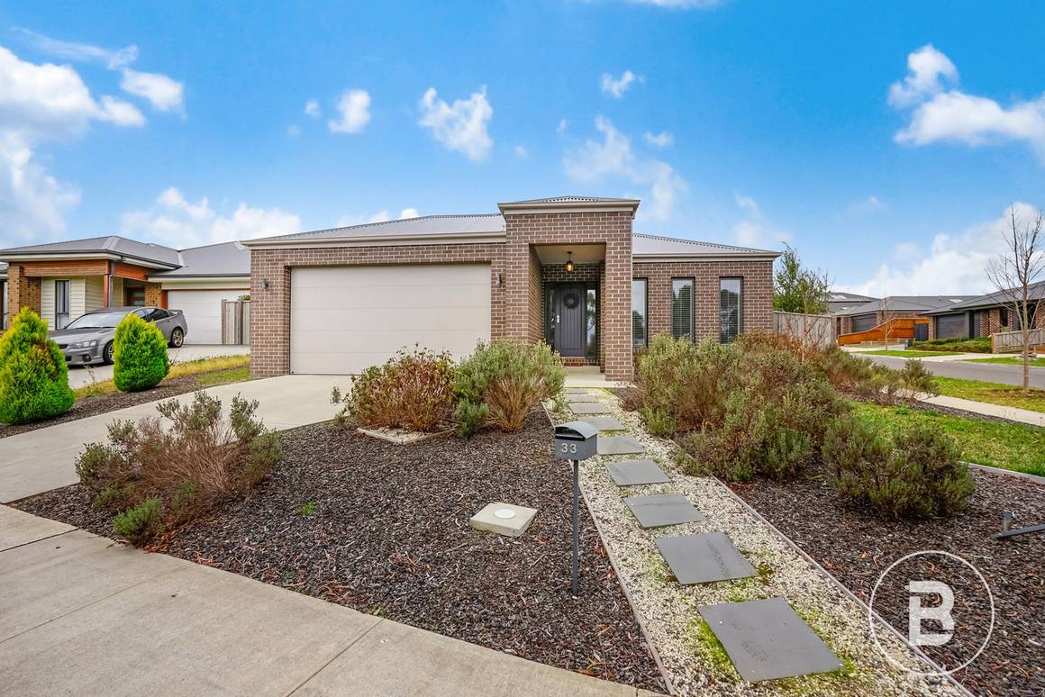 Picture of 33 Cortina Drive, WINTER VALLEY VIC 3358