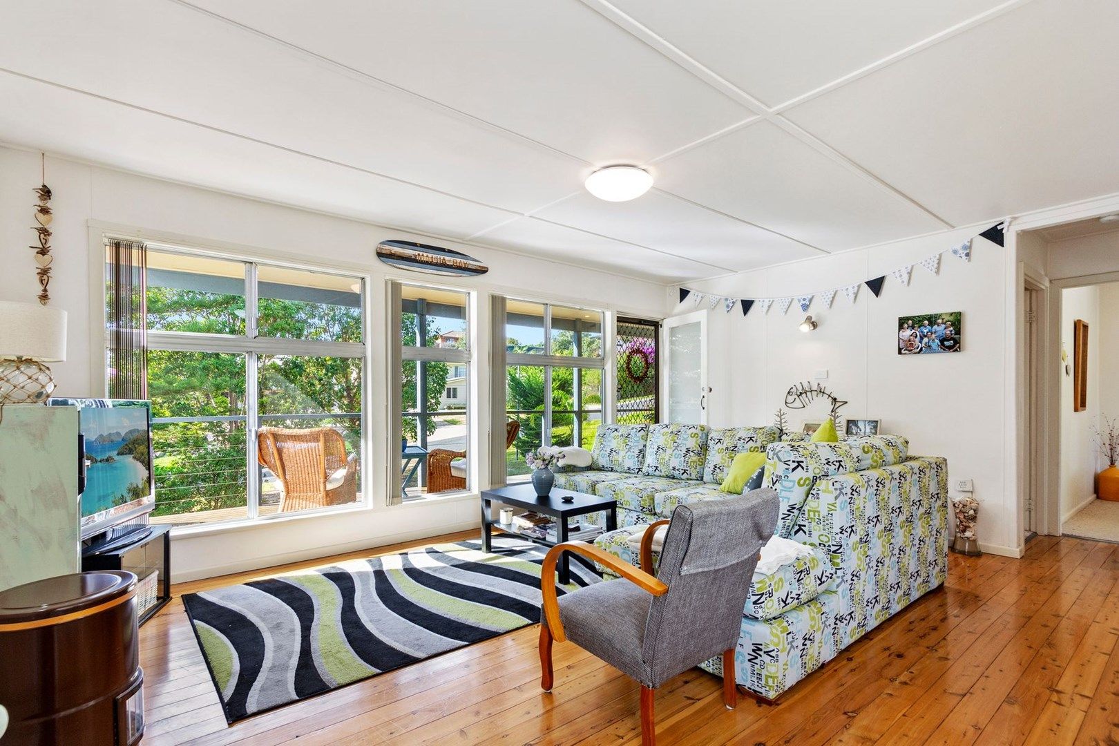 19 Euroka Avenue, Malua Bay NSW 2536, Image 0