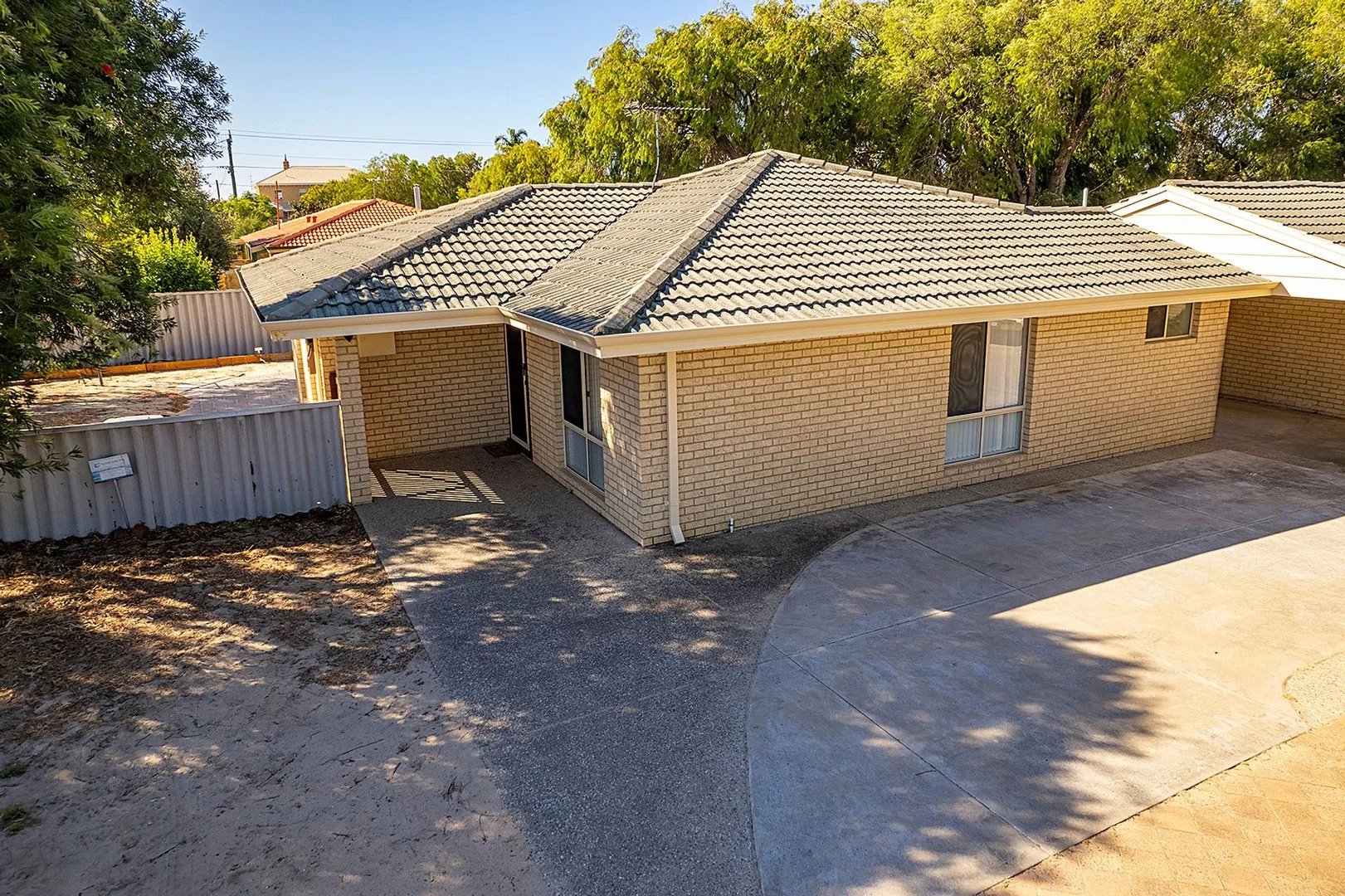 1/14 Melville Ct, Geographe WA 6280