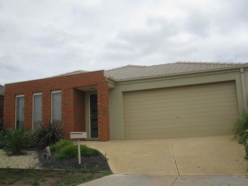 3 bedrooms House in 22 Sutton Grove MELTON WEST VIC, 3337
