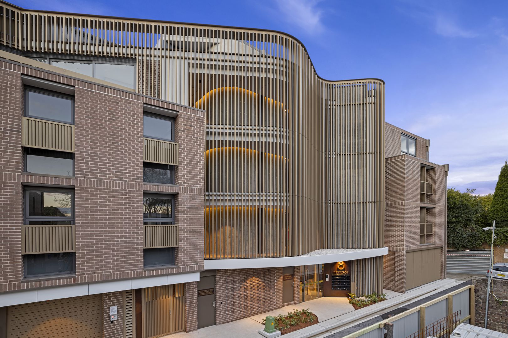 2 bedrooms Apartment / Unit / Flat in 8-10 Fitzroy Place SURRY HILLS NSW, 2010