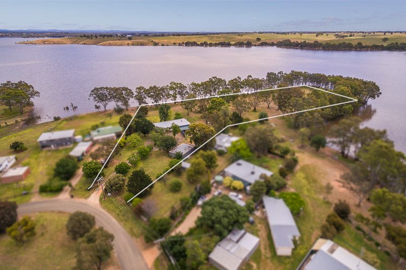 46 Lakeside Boulevard, Derrinal Property History & Address Research