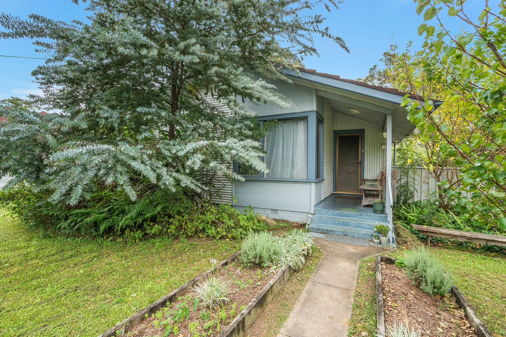 53 Leonard Street, Bomaderry NSW 2541