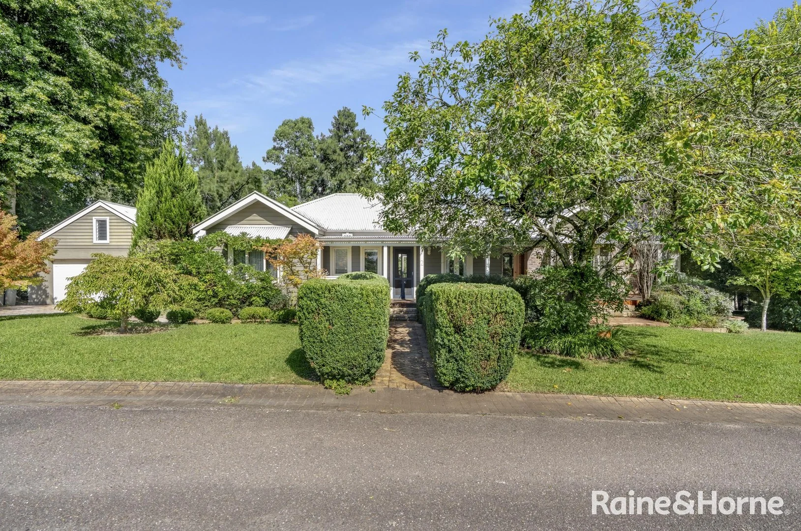 2 Rectory Park Way, Kangaroo Valley NSW 2577