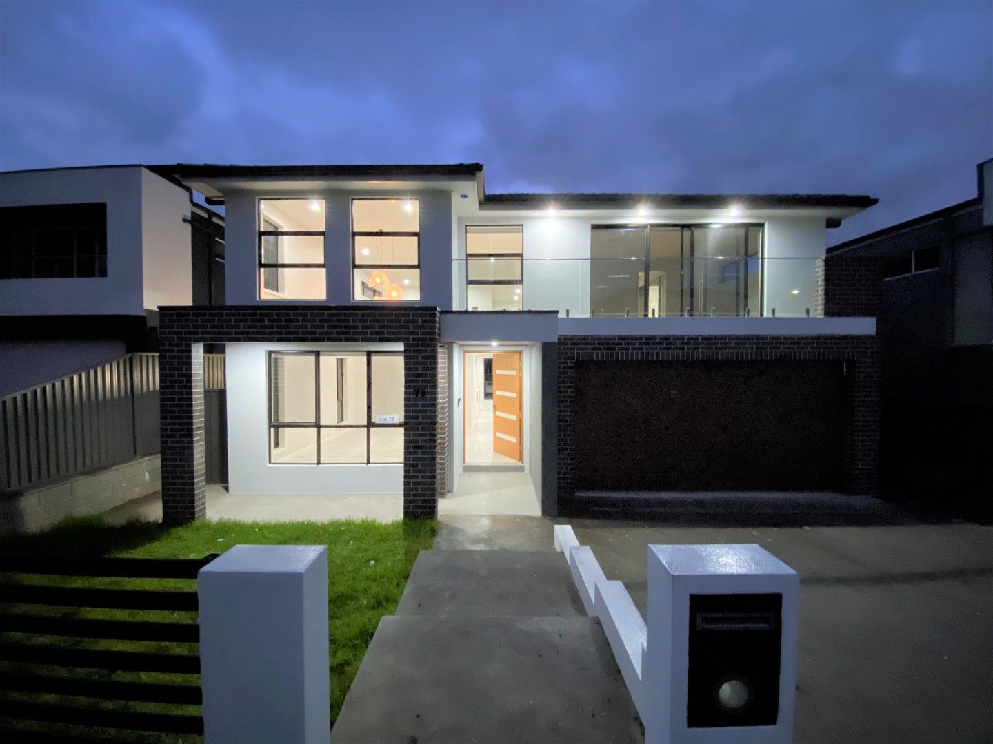 6 bedrooms House in 76 Tilbury Avenue STANHOPE GARDENS NSW, 2768