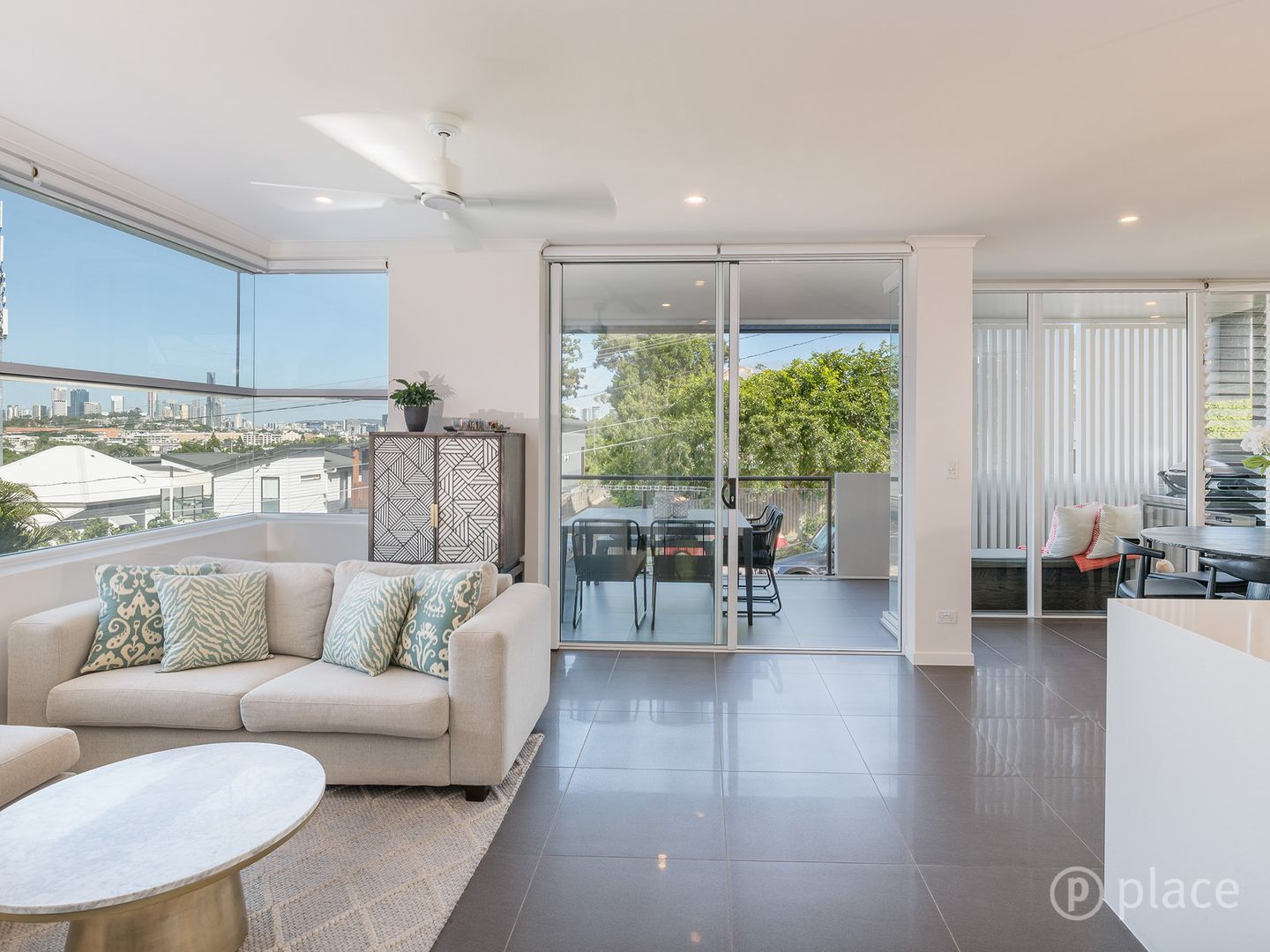 1/23 Wambool Street, Bulimba QLD 4171, Image 1