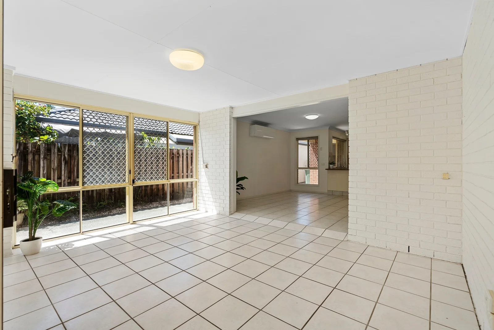 Additional image 10 of 10 Hydrilla Court, Elanora QLD 4221