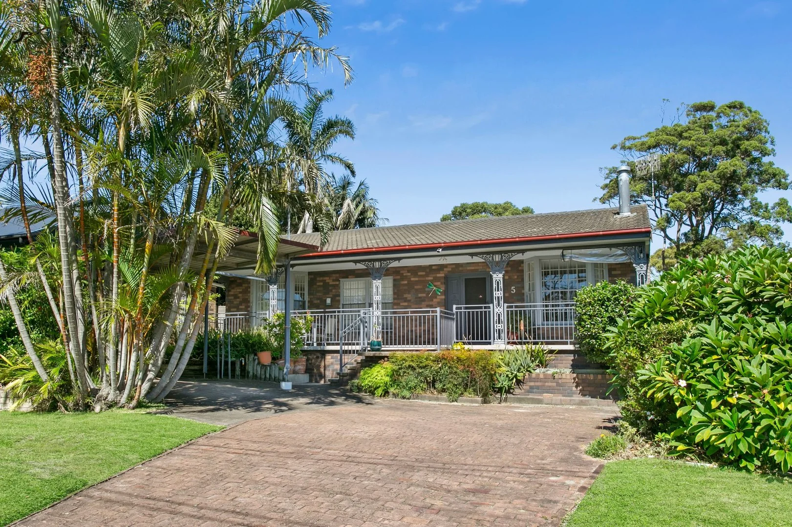 5 Lantana Avenue, Wheeler Heights NSW 2097