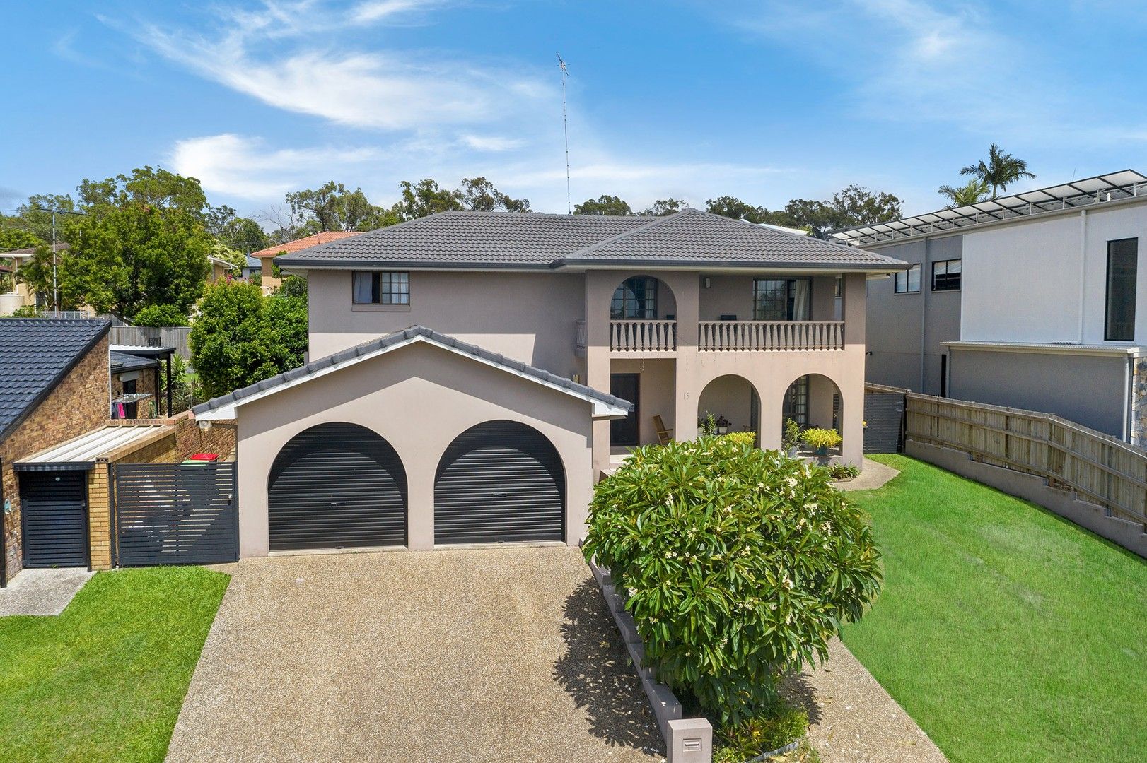 4 bedrooms House in 15 Chelva Street WISHART QLD, 4122