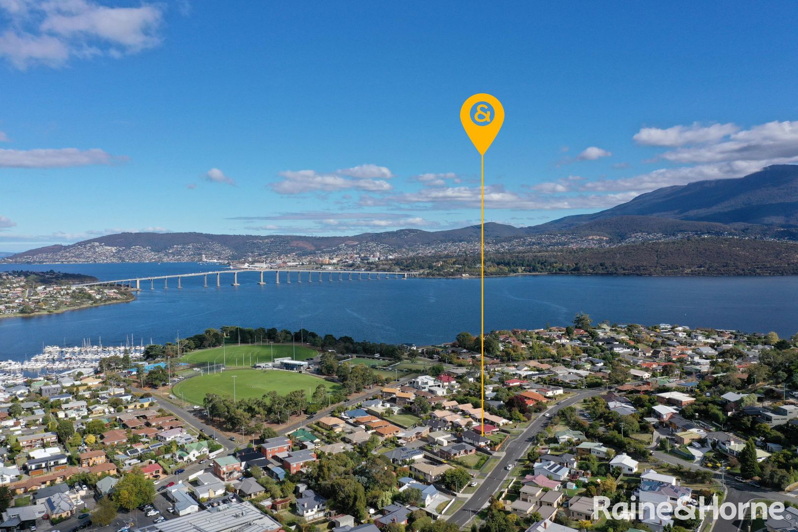 1/163 Derwent Avenue, Lindisfarne TAS 7015, Image 2