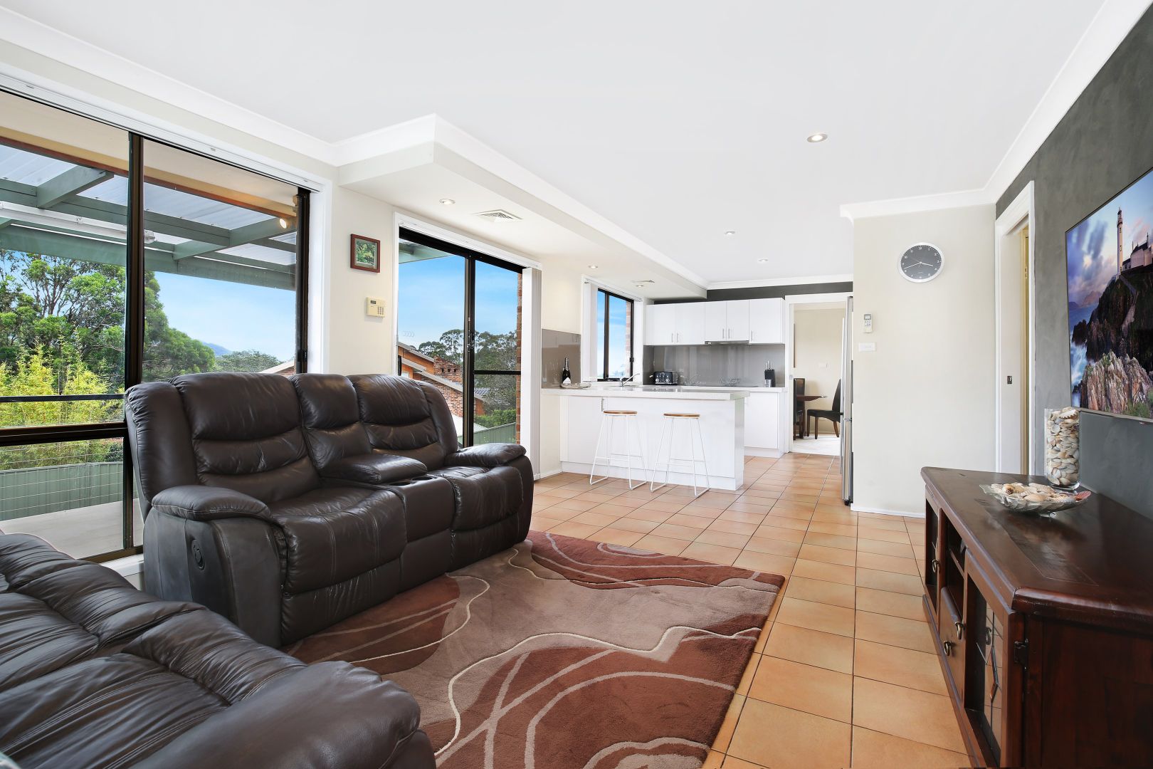 2 Booreea Boulevard, Cordeaux Heights NSW 2526, Image 2