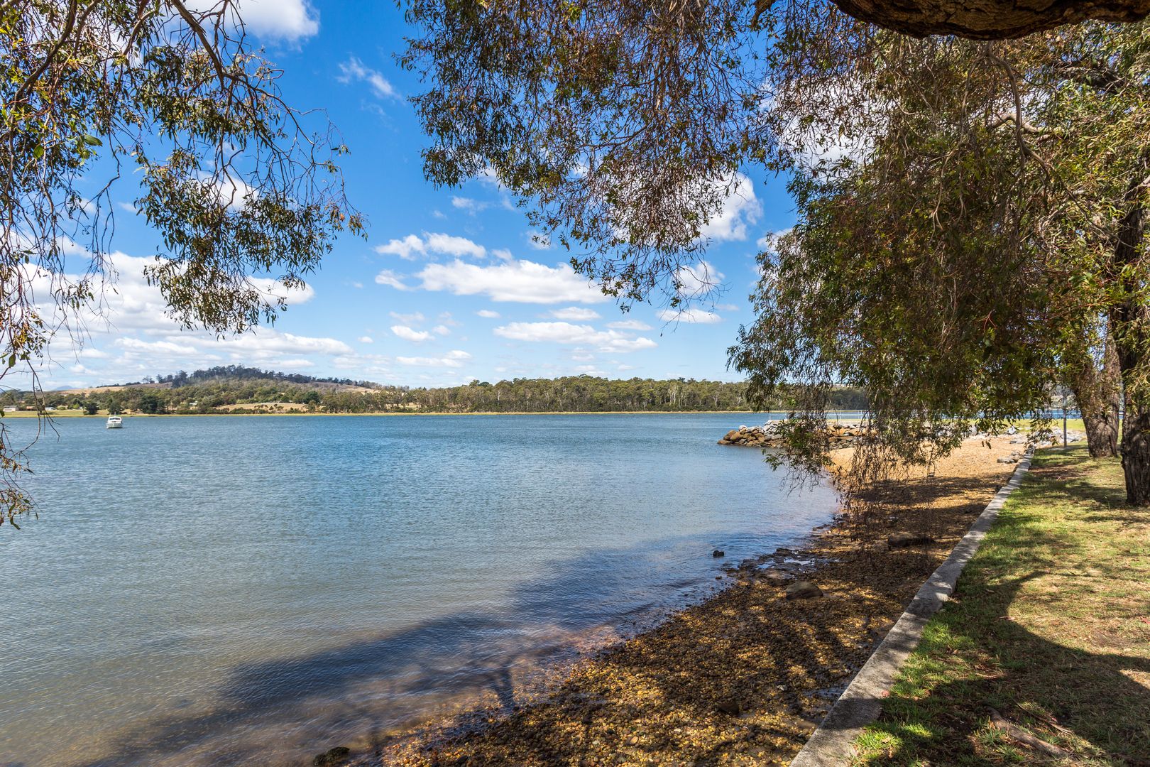 273 Gravelly Beach Road, GRAVELLY BEACH TAS 7276, Image 1