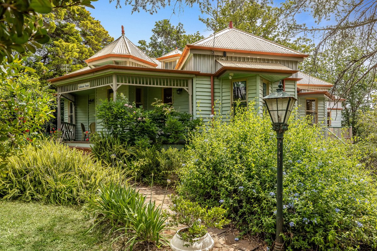 3 Gladstone Street, Newtown QLD 4350, Image 2