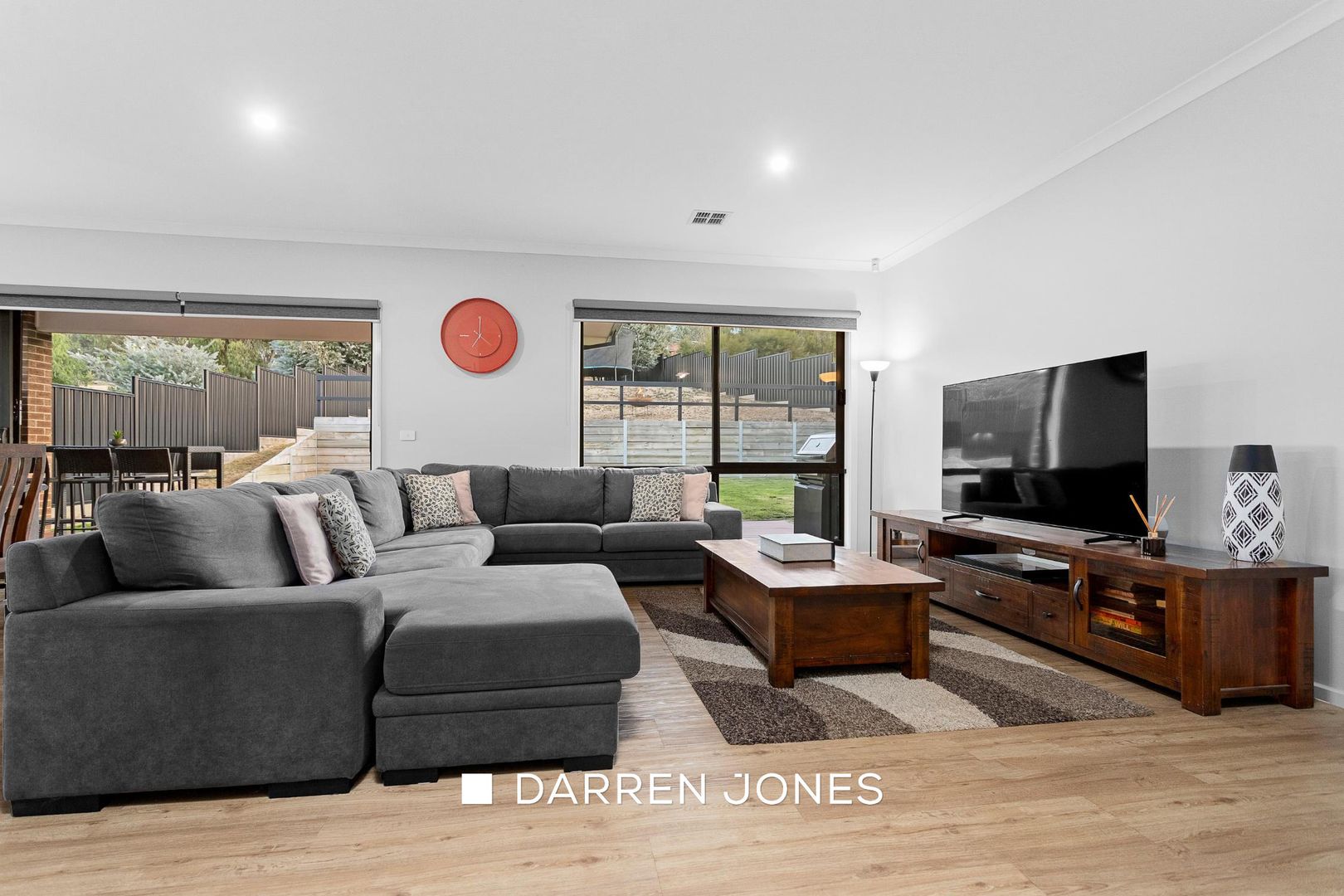 33 Kingfisher Drive, Diamond Creek VIC 3089, Image 2